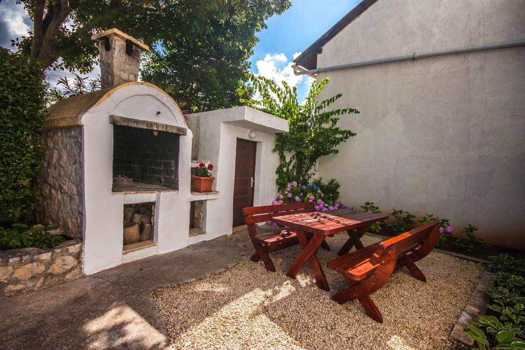 Apartman Joso Diklo Exterior foto